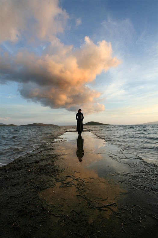 lonely_by_serhatdemiroglu